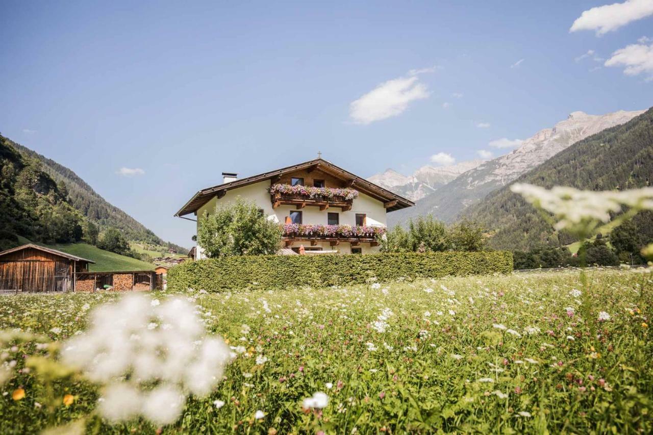 Апартаменти Schlatterhof Нойштіфт-ім-Штубайталь Екстер'єр фото